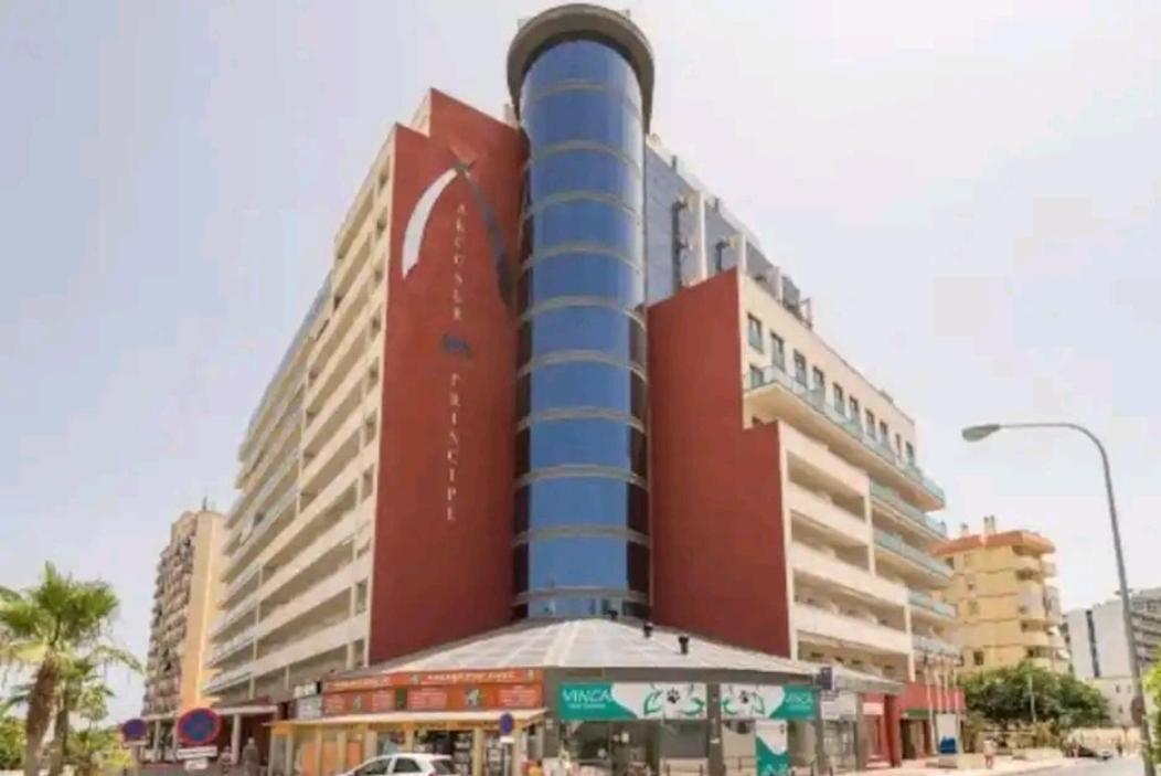 Апартаменти Elegante Alojamiento Con Piscina A 200 M Del Mar. Бенальмадена Екстер'єр фото